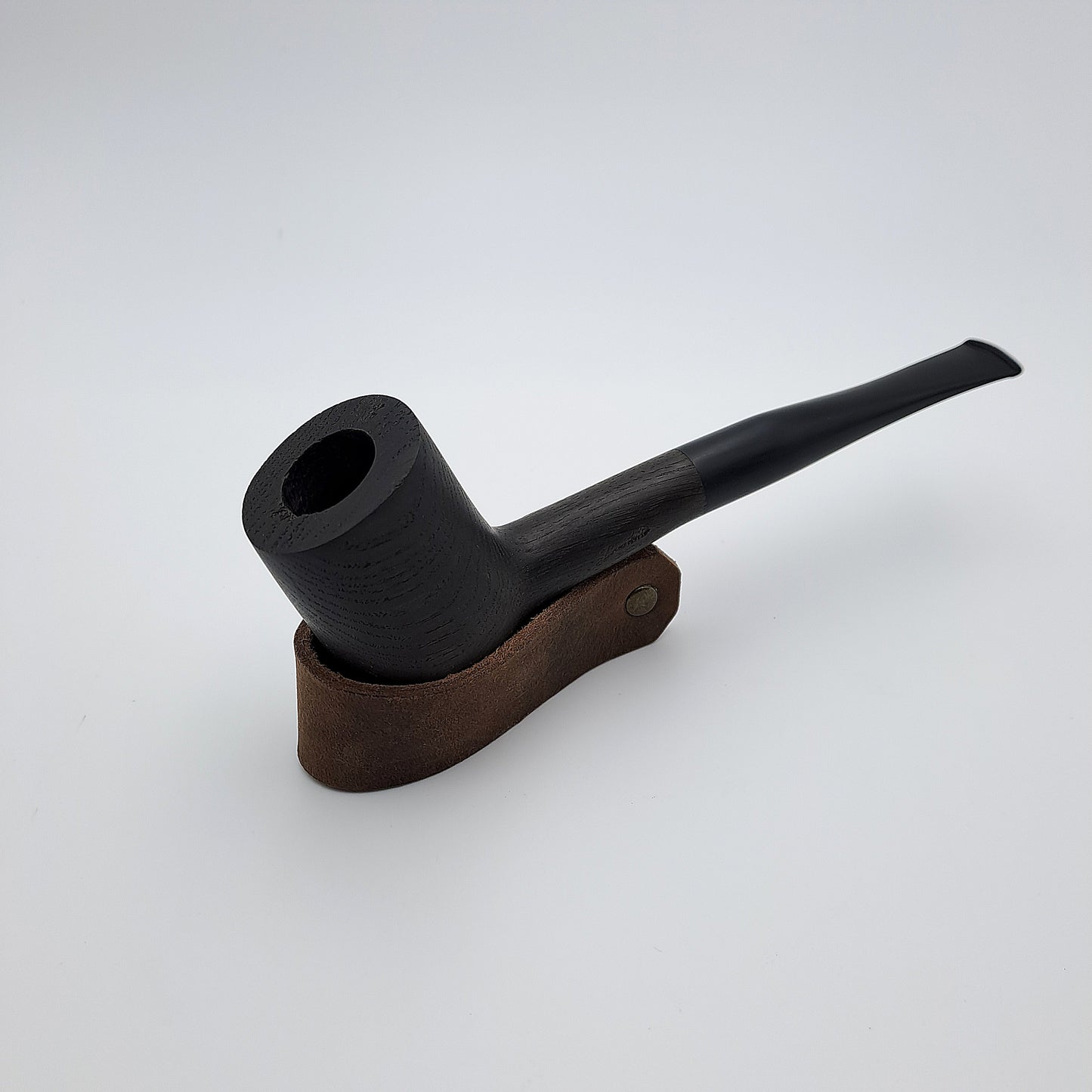 Ashby by Benedetto